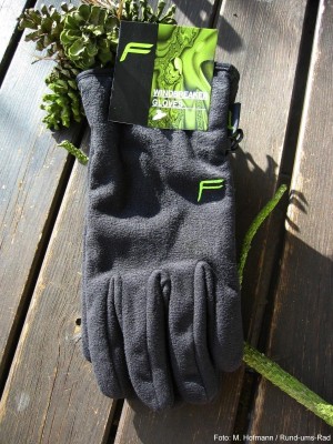 Fuse_Windbreaker_Gloves_2
