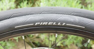 Pirelli P Zero Race 4S frisch montiert